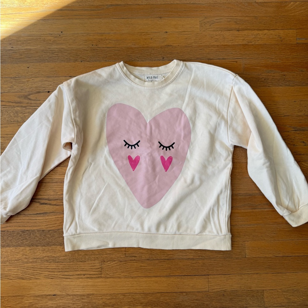 NWOT Cream Heart Valentines Sweatshirt